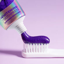 Carica l'immagine nel visualizzatore di Gallery, GELDIS White Glow Dentifricio Sbiancante, 75 ml, per Macchie Superficiali e Sorriso Luminoso, con Perlite, Silice e Idro