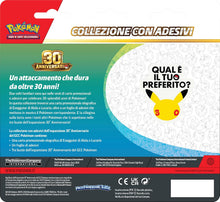 Carica l'immagine nel visualizzatore di Gallery, Pokémon: collezione con adesivi (Exeggutor di Alola) dell’espansione 30° Anniversario del GCC Pokémon (1 carta promozionale olografica e 3 buste di espansione), Edizione in Italiano