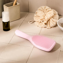 Carica l'immagine nel visualizzatore di Gallery, Tangle Teezer Ultimate Detangler - Districa i capelli bagnati e asciutti - Anti-rottura e scioglinodi. Design con setole