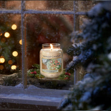 Carica l'immagine nel visualizzatore di Gallery, Yankee Candle Candela profumata in giara grande | Biscotto di Natale | Durata Fino a 150 Ore | Regali perfetti per le do