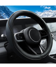 Carica l'immagine nel visualizzatore di Gallery, Flaconi Copri Volante per Auto,Coprivolante Auto,Accessori Autos Interno,Coprivolante in Finta Pelle,Copri Sterzo Traspi
