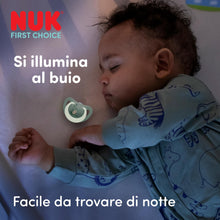 Carica l'immagine nel visualizzatore di Gallery, Ciuccio NUK First Choice | 6-18 mesi | Ciucci ortodontici | Accettato dal 95% dei bambini** | Blu | Confezione da 4
