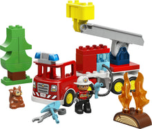 Carica l'immagine nel visualizzatore di Gallery, LEGO DUPLO Autopompa con manichetta e pompiere 10473