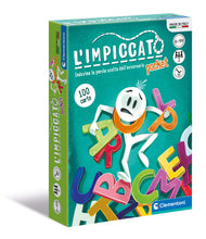 Carica l'immagine nel visualizzatore di Gallery, Clementoni - L'Impiccato Versione Tascabile, Mazzo di 100 Carte, per Bambini 6+ Anni e Adulti, Gioco da Tavolo in Formato da Viaggio, 2 Giocatori, Idea Regalo, Made in Italy, Lingua Italiana, 16297