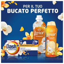 Carica l'immagine nel visualizzatore di Gallery, Dash Power Pods Detersivo Lavatrice In Capsule, 114 Lavaggi (38x3), Freschezza Di Lenor, Oro e Fiori di Vaniglia, Fresch