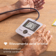 Carica l'immagine nel visualizzatore di Gallery, Beurer BM 27 Misuratore di pressione da braccio con controllo posizione bracciale, clinicamente validato, bracciale 22-4