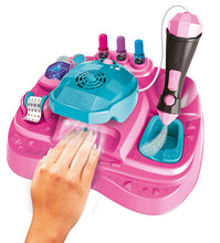 Carica l'immagine nel visualizzatore di Gallery, Clementoni Crazy Chic - Nail Art Studio, Set Completo per Manicure e Nail Art per Bambine di 6+ Anni, Kit Decorazione Un