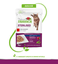 Carica l'immagine nel visualizzatore di Gallery, Natural Trainer Sterilised Adult Cibo Umido per Gatti con Manzo e Fibra di Pisello 12 buste x 85 g - 1020 gr