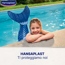 Carica l'immagine nel visualizzatore di Gallery, Hansaplast Cerotti Aqua Protect Kids, Cerotti bambini dal design colorato 100% resistenti all'acqua, Impermeabili per ba