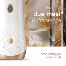Carica l'immagine nel visualizzatore di Gallery, Glade Automatic Spray Ricarica, Profumatore per Ambienti, Fragranza Romantic Vanilla Blossom, Formato Scorta da 4 Ricari