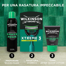 Carica l'immagine nel visualizzatore di Gallery, Wilkinson Sword Xtreme 3 Sensitive- confezione da 8+4 rasoi usa e getta da uomo