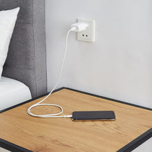 Carica l'immagine nel visualizzatore di Gallery, Amazon Basics Caricabatterie USB-C da parete a 1 porta da 30 W, GaN, per tablet e telefoni cellulari con alimentazione, 