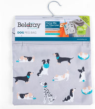 Carica l'immagine nel visualizzatore di Gallery, Beldray LA032005DFEU7 borsa con mollette con stampa di cani – Appendibile in linea, Gancio facile da appendere per riporle, Può contenere fino a 100 borse per mollette, Uso interno/esterno, 33 x 30 cm