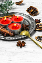 Carica l'immagine nel visualizzatore di Gallery, Lumini Profumate, 60 Unità Tealight Candele Colore Rosso Lumini Aromatiche - Profumo di Frutti di Bosco