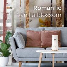 Carica l'immagine nel visualizzatore di Gallery, Glade Automatic Spray Ricarica, Profumatore per Ambienti, Fragranza Romantic Vanilla Blossom, Formato Scorta da 4 Ricari