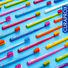 Carica l'immagine nel visualizzatore di Gallery, Curaprox CS 5460 Ultra Soft Spazzolino,Azzurro-Blu, Swiss Made
