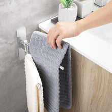 Carica l'immagine nel visualizzatore di Gallery, Porta Asciugamani Bagno Adesivo Girevole a 180°, Portasciugamani da Parete in Acciaio Inox 304 Porta Asciugamani Senza F