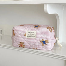 Carica l'immagine nel visualizzatore di Gallery, Set da 3 pezzi: borsa per pannolini con stampa a tema orsetto, trousse per trucchi da mamma, borsa per cosmetici da donn