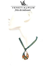 Carica l'immagine nel visualizzatore di Gallery, Venetiaurum - Collana Multifili Da Donna Con Pendente In Vetro Originale Di...