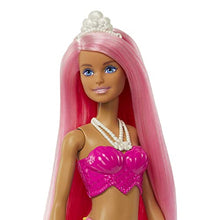 Carica l'immagine nel visualizzatore di Gallery, Barbie - Dreamtopia Sirena Bambola capelli rosa con coda rosa e giallo sfumati e coroncina, Giocattolo per Bambini 3+ Anni, HGR11