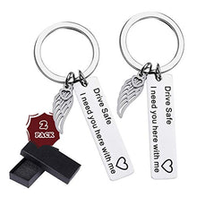 Carica l'immagine nel visualizzatore di Gallery, ortachiavi 2 Pcs, Portachiavi da Uomo Personalizzati per Auto, I Need You...