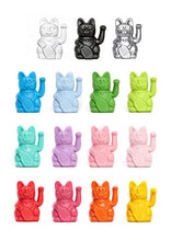 Carica l'immagine nel visualizzatore di Gallery, Lucky Cat. Il classico gatto della fortuna o Maneki-Neko in divertenti... - Ilgrandebazar