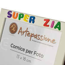 Carica l'immagine nel visualizzatore di Gallery, Cornici per foto in legno con la scritta Super Zia TVB e decorata con... - Ilgrandebazar