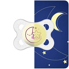 Carica l'immagine nel visualizzatore di Gallery, MAM 523322 - Ciuccio "Night" in silicone per bambine da 0 a 6 mesi, Rossa