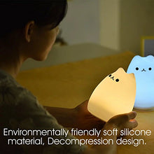 Carica l'immagine nel visualizzatore di Gallery, Luce Notturna LED, ikalula molle variopinta del silicone gatto di notte...
