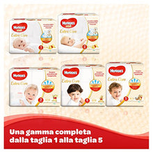 Carica l'immagine nel visualizzatore di Gallery, Huggies Pannolini Extra Care, Taglia 4 (7-14 Kg), Confezione da 104...