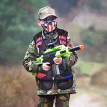 Carica l'immagine nel visualizzatore di Gallery, EXTSUD Gilet Tattico per Nerf Bambini 2 Set Giubbotti Tattici Accessori per Nerf N-Strike Serie Elite Giocattoli Bambini Include Giubbotti Caricatori Polsini Maschera da Viso Occhiali Protettivi Dardi