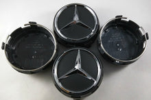 Carica l'immagine nel visualizzatore di Gallery, UG 4X Tappi Coprimozzo 75mm Logo Mercedes Nero Rialzato AMG Classe A B C - Ilgrandebazar
