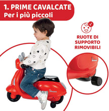 Carica l'immagine nel visualizzatore di Gallery, Chicco Vespa per Bambini Primavera Rossa, Moto Giocattolo Cavalcabile con Pannello Elettronico, Luci e Suoni, Ruote di Supporto Rimuovibili, Max 25 Kg - Giochi per Bambini 1-3 Anni Rosso