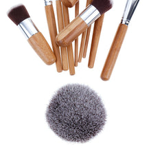 Carica l'immagine nel visualizzatore di Gallery, Rovtop Set 11 Pennelli per Trucco Professionali di Bambù con 1 Spugnetta... - Ilgrandebazar