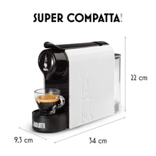 Carica l'immagine nel visualizzatore di Gallery, Bialetti Gioia, Macchina Caffè Espresso per Capsule in Alluminio, Supercompatta, Serbatoio 500 ml, Bianco