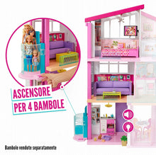 Carica l'immagine nel visualizzatore di Gallery, Barbie Casa dei Sogni per Bambole con 8 Stanze, Garage, Scivolo, Piscina, Ascensore e Accessori, per Bambini 3 + Anni, FHY73