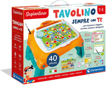 Carica l'immagine nel visualizzatore di Gallery, Clementoni - Sapientino - Tavolino Sempre con Te, Banchetto per Imparare a Scrivere, Leggere e Disegnare per Bambini 3+ Anni, 13346 Single