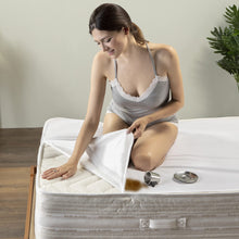 Carica l'immagine nel visualizzatore di Gallery, Coprimaterasso Matrimoniale Impermeabile 160x200 cm Lenzuolo in Cotone Cerata per Letto Protezione Salva Materasso Traversa Traspirante Antiacaro Anallergico Lavabile in Lavatrice con 4 Elastici