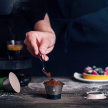 Carica l'immagine nel visualizzatore di Gallery, Madama - Capsule Caffè Ricaricabili Dolce Gusto, Acciao E Beige - Ilgrandebazar